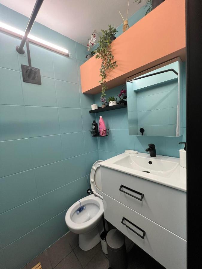 Apartament Happy Colors House Ksanti Zewnętrze zdjęcie