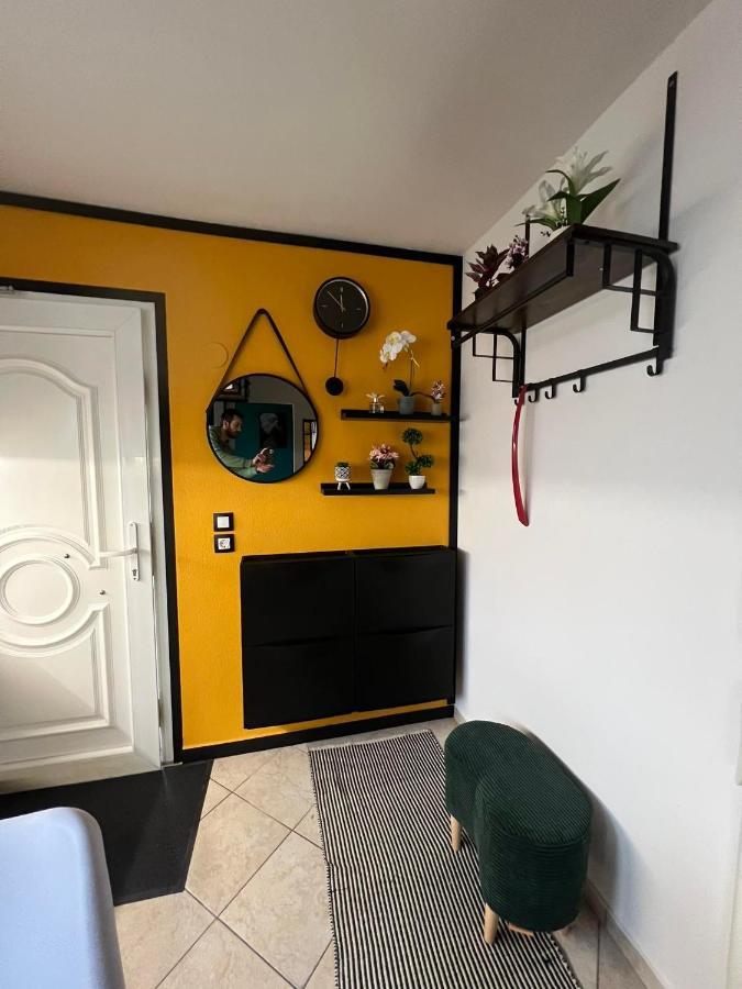 Apartament Happy Colors House Ksanti Zewnętrze zdjęcie